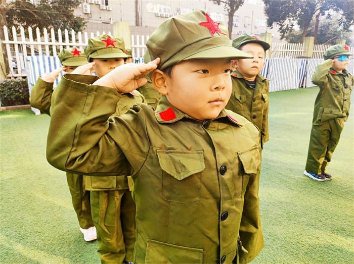 https://xhyey.wxlxjy.com/contents/sitefiles2035/10178774/images/28774292.jpg