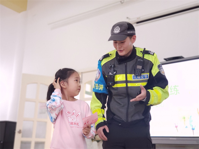 https://xhyey.wxlxjy.com/contents/sitefiles2060/10302363/images/46493085.jpg